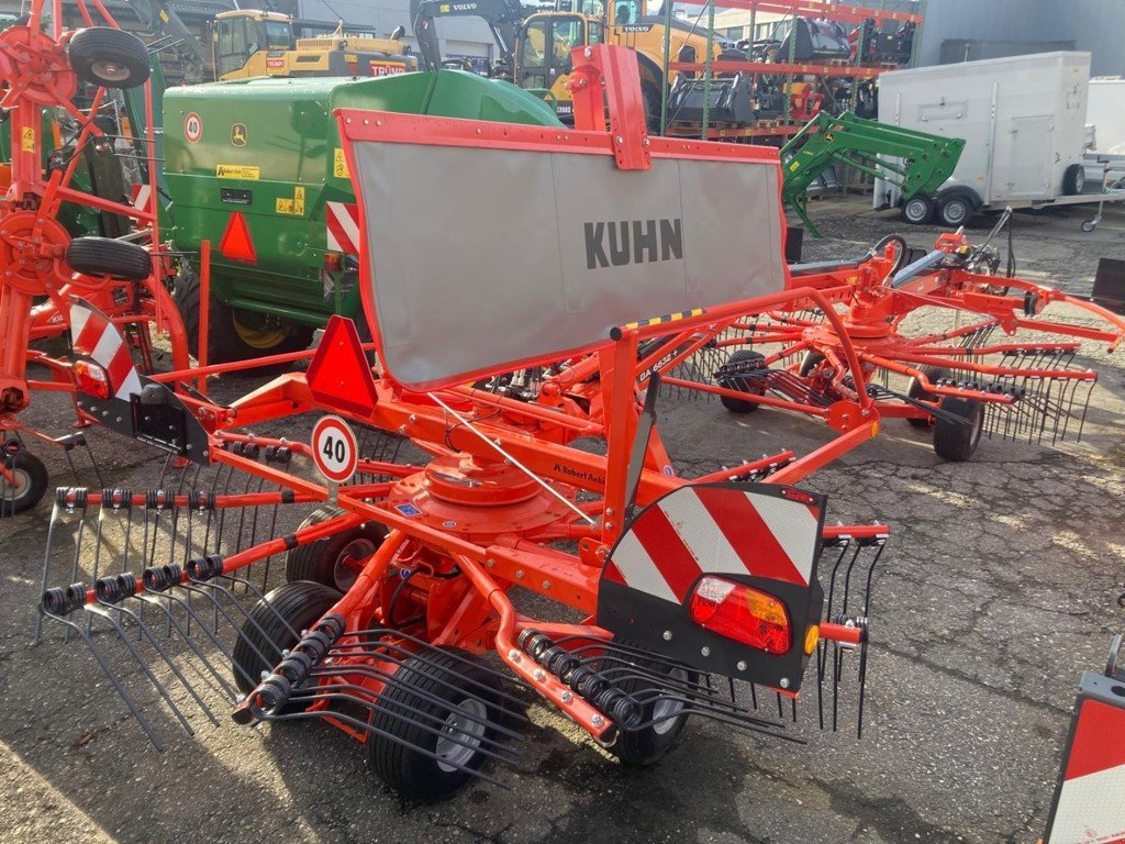 Sonstige Grünlandtechnik & Futtererntetechnik of the type Kuhn Giroschwader GA 6632+, Neumaschine in Landquart (Picture 3)