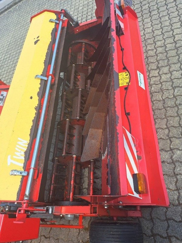 Sonstige Grünlandtechnik & Futtererntetechnik Türe ait Kurmann K618/Twin, Gebrauchtmaschine içinde Kleinandelfingen (resim 3)