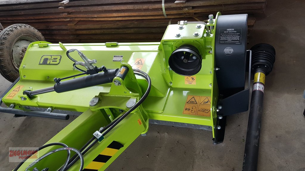 Sonstige Grünlandtechnik & Futtererntetechnik des Typs Niubo Auslegemulcher Scooby TSC 180, Neumaschine in Rottenburg a.d. Laaber (Bild 2)