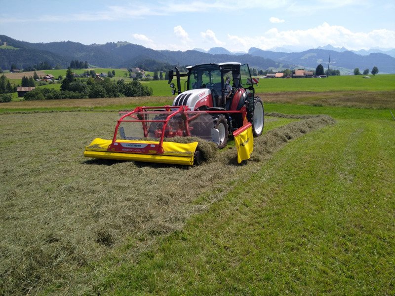 Sonstige Grünlandtechnik & Futtererntetechnik of the type Pöttinger Mergento F4010 Alpin, Ausstellungsmaschine in Egg (Picture 2)