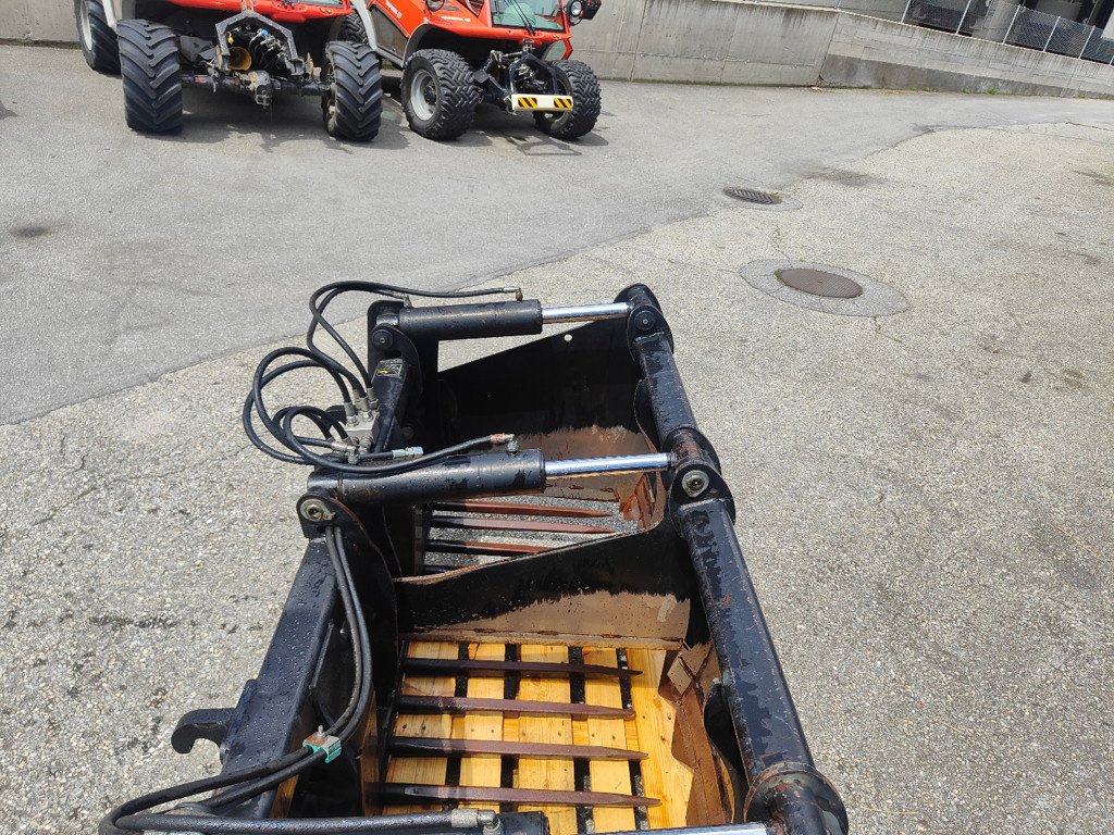 Sonstige Grünlandtechnik & Futtererntetechnik del tipo Quicke Silocut 190 SE Schneidzange, Gebrauchtmaschine en Chur (Imagen 7)