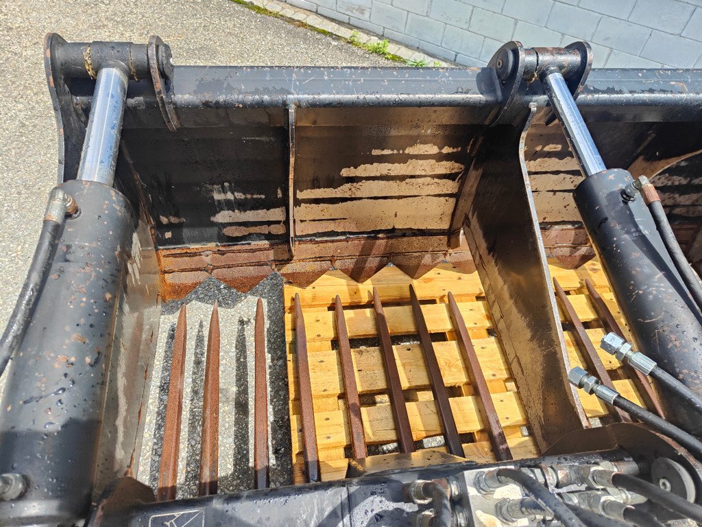 Sonstige Grünlandtechnik & Futtererntetechnik del tipo Quicke Silocut 190 SE Schneidzange, Gebrauchtmaschine en Chur (Imagen 6)