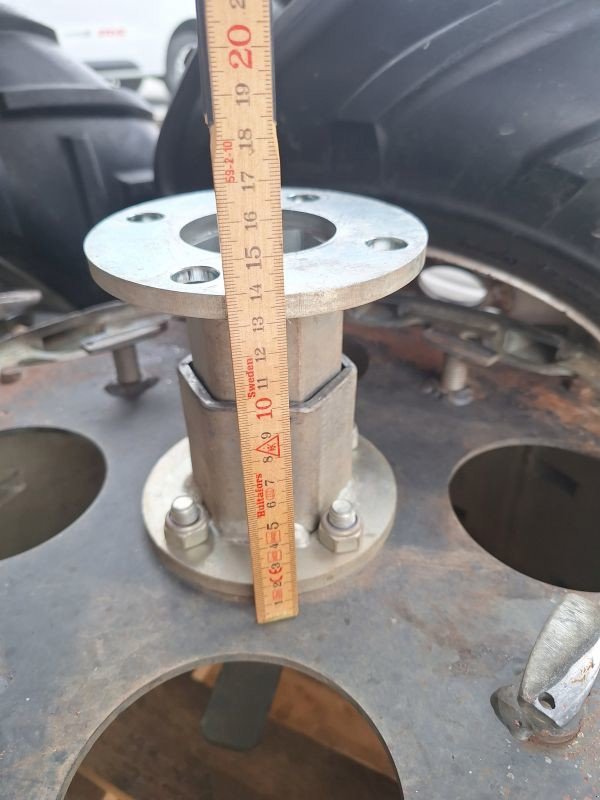 Sonstige Grünlandtechnik & Futtererntetechnik of the type Rapid 3-reihig 23x8.50-12 ZB Nockenräder, Gebrauchtmaschine in Chur (Picture 6)