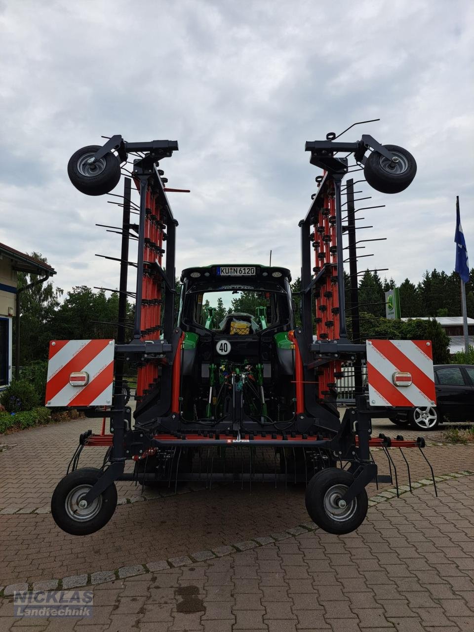Sonstige Grünlandtechnik & Futtererntetechnik des Typs Saphir ES 800 Grünlandstriegel, Neumaschine in Schirradorf (Bild 4)