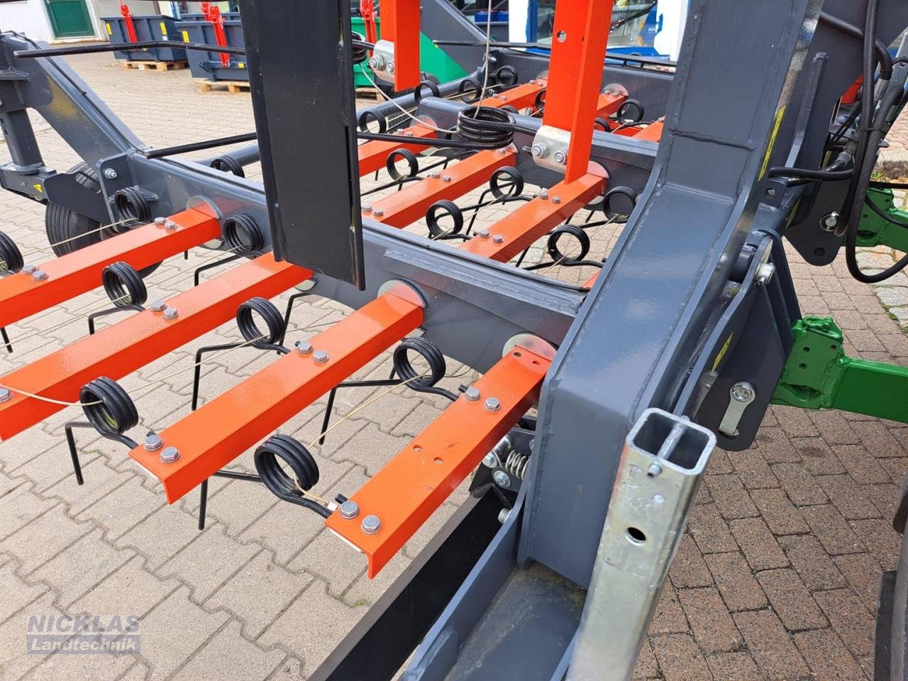 Sonstige Grünlandtechnik & Futtererntetechnik des Typs Saphir ES 800 Grünlandstriegel, Neumaschine in Schirradorf (Bild 10)