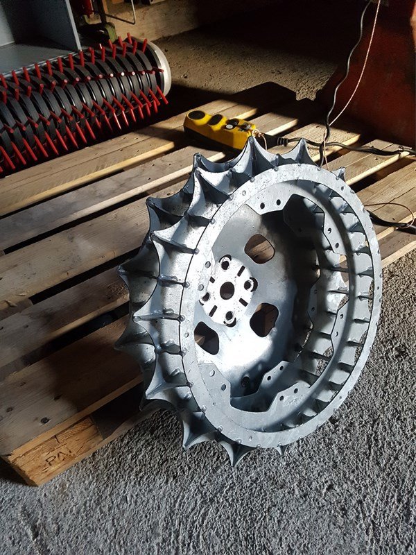 Sonstige Grünlandtechnik & Futtererntetechnik Türe ait Sonstige Sonstiges, Gebrauchtmaschine içinde Gstaad/BE (resim 4)