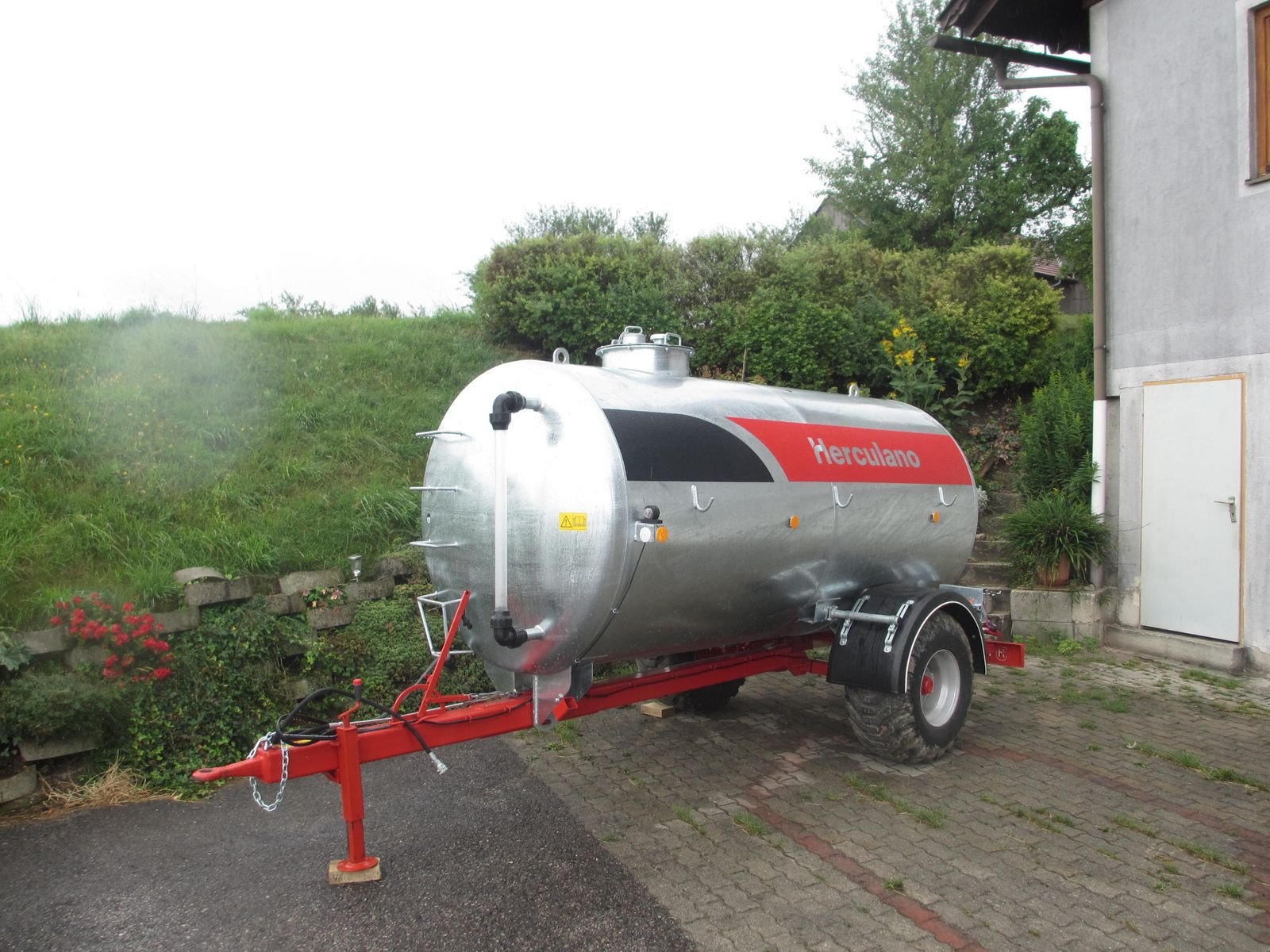 Sonstige Grünlandtechnik & Futtererntetechnik от тип Sonstige Tränkewagen, Neumaschine в Apetlon (Снимка 3)