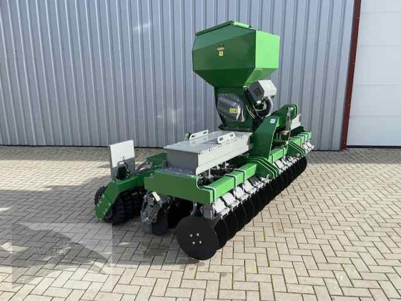 Sonstige Grünlandtechnik & Futtererntetechnik типа Voratek Schlitzdrillmaschine, Scheibenscharsähgerät 3m, Neumaschine в Südheide (Фотография 2)