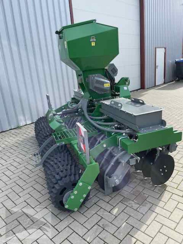 Sonstige Grünlandtechnik & Futtererntetechnik типа Voratek Schlitzdrillmaschine, Scheibenscharsähgerät 3m, Neumaschine в Südheide (Фотография 4)