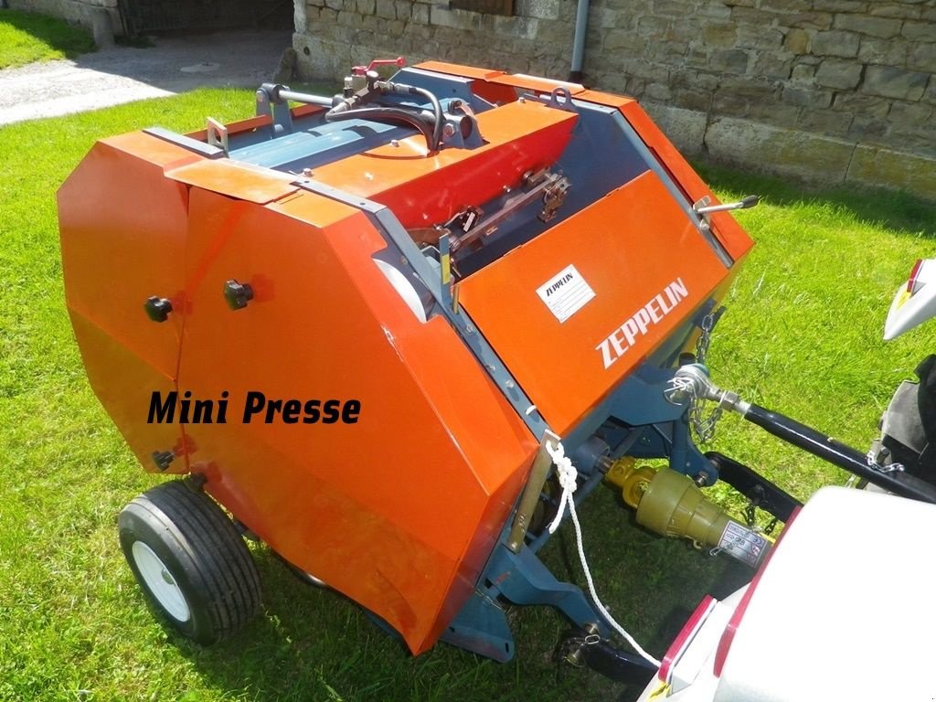 Sonstige Grünlandtechnik & Futtererntetechnik des Typs Zeppelin MINI PRESSE BALLE RONDE 50Z, Gebrauchtmaschine in RETHEL (Bild 3)