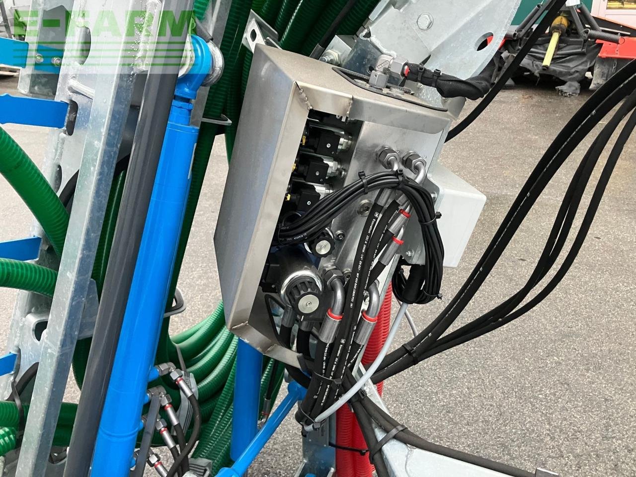 Sonstige Gülletechnik & Dungtechnik типа Bomech UP 10,5 Schleppschuhverteiler, Gebrauchtmaschine в REDLHAM (Фотография 13)