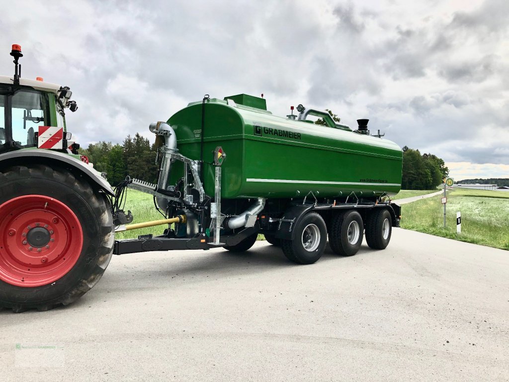 Sonstige Gülletechnik & Dungtechnik des Typs Grabmeier Güllezubringer 28 m³ Tridem Zubringer Zubringfaß, Neumaschine in Reisbach (Bild 15)