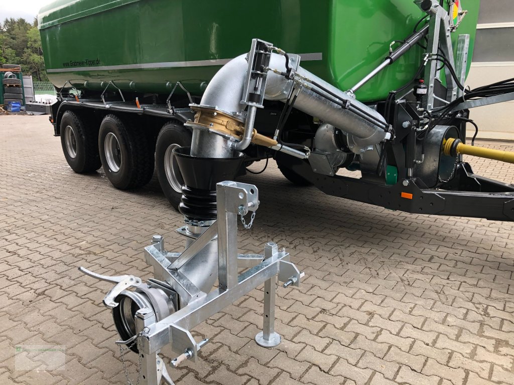 Sonstige Gülletechnik & Dungtechnik des Typs Grabmeier Güllezubringer 28 m³ Tridem Zubringer Zubringfaß, Neumaschine in Reisbach (Bild 17)