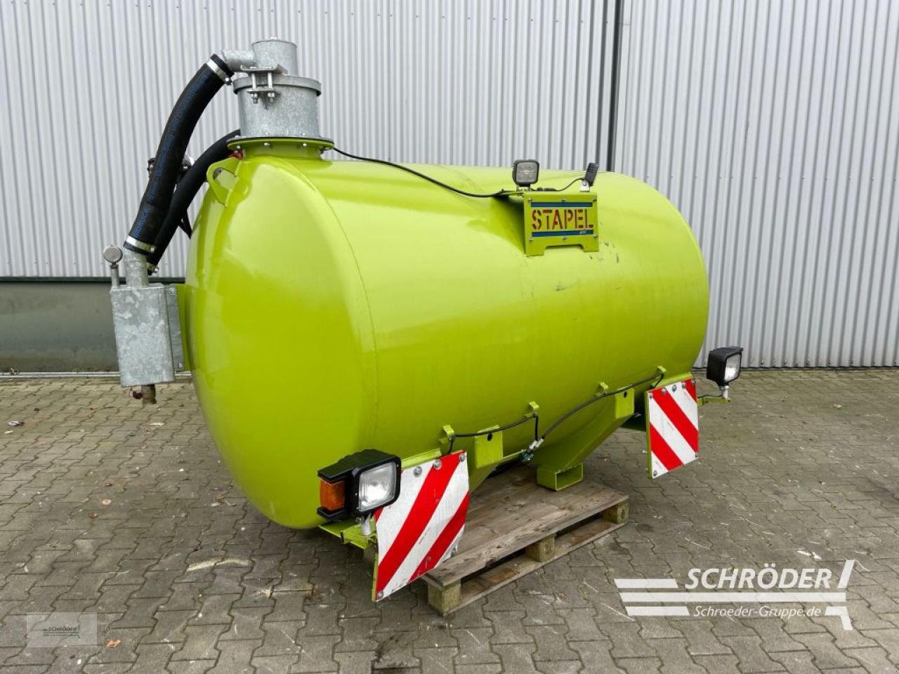 Sonstige Gülletechnik & Dungtechnik des Typs Sonstige STAPEL FRONTTANK / GÜLLEFRONTTANK, Gebrauchtmaschine in Westerstede (Bild 1)