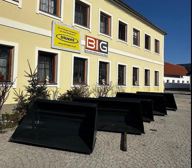 Sonstige Hoftechnik typu Big Dutchman Volumenschaufel 250 cm mit JCB Q-fit Aufnahme, Neumaschine v Göpfritz an der Wild (Obrázek 1)