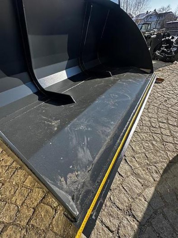 Sonstige Hoftechnik typu Big Dutchman Volumenschaufel 250 cm mit JCB Q-fit Aufnahme, Neumaschine v Göpfritz an der Wild (Obrázek 2)