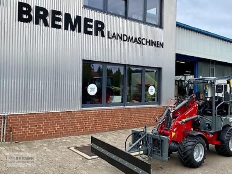 Sonstige Hoftechnik des Typs Bressel & Lade Gummischiebeschild 2400mm hydraulisch schwenkbar EURO Aufnahme, Neumaschine in Asendorf (Bild 1)