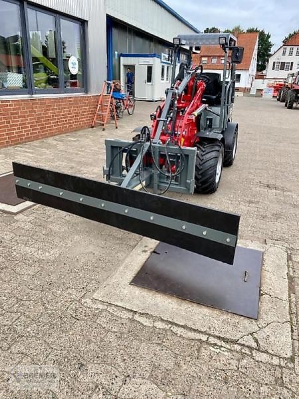 Sonstige Hoftechnik des Typs Bressel & Lade Gummischiebeschild 2400mm hydraulisch schwenkbar EURO Aufnahme, Neumaschine in Asendorf (Bild 12)