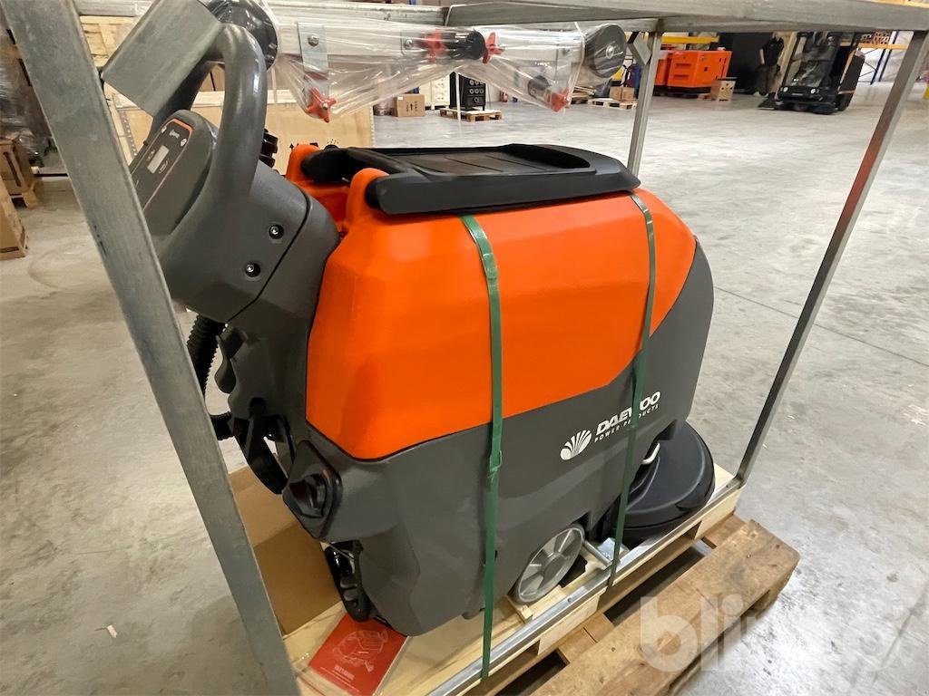 Sonstige Hoftechnik типа Daewoo DAFL50A, Gebrauchtmaschine в Düsseldorf (Фотография 2)