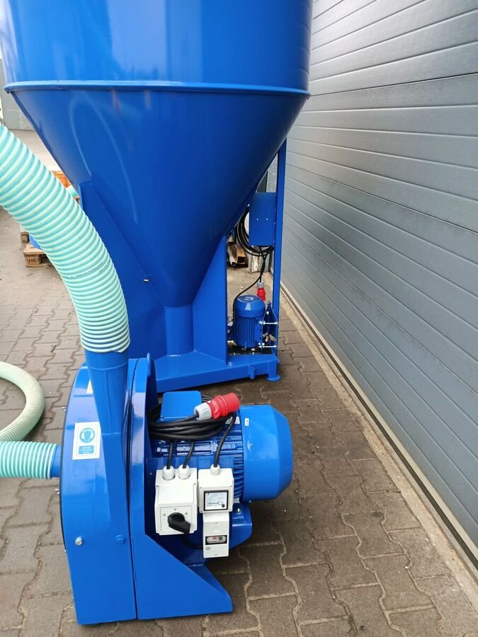 Sonstige Hoftechnik typu Dozamech Getreidebrecher / grain crusher, Neumaschine v Michałowo (Obrázek 4)