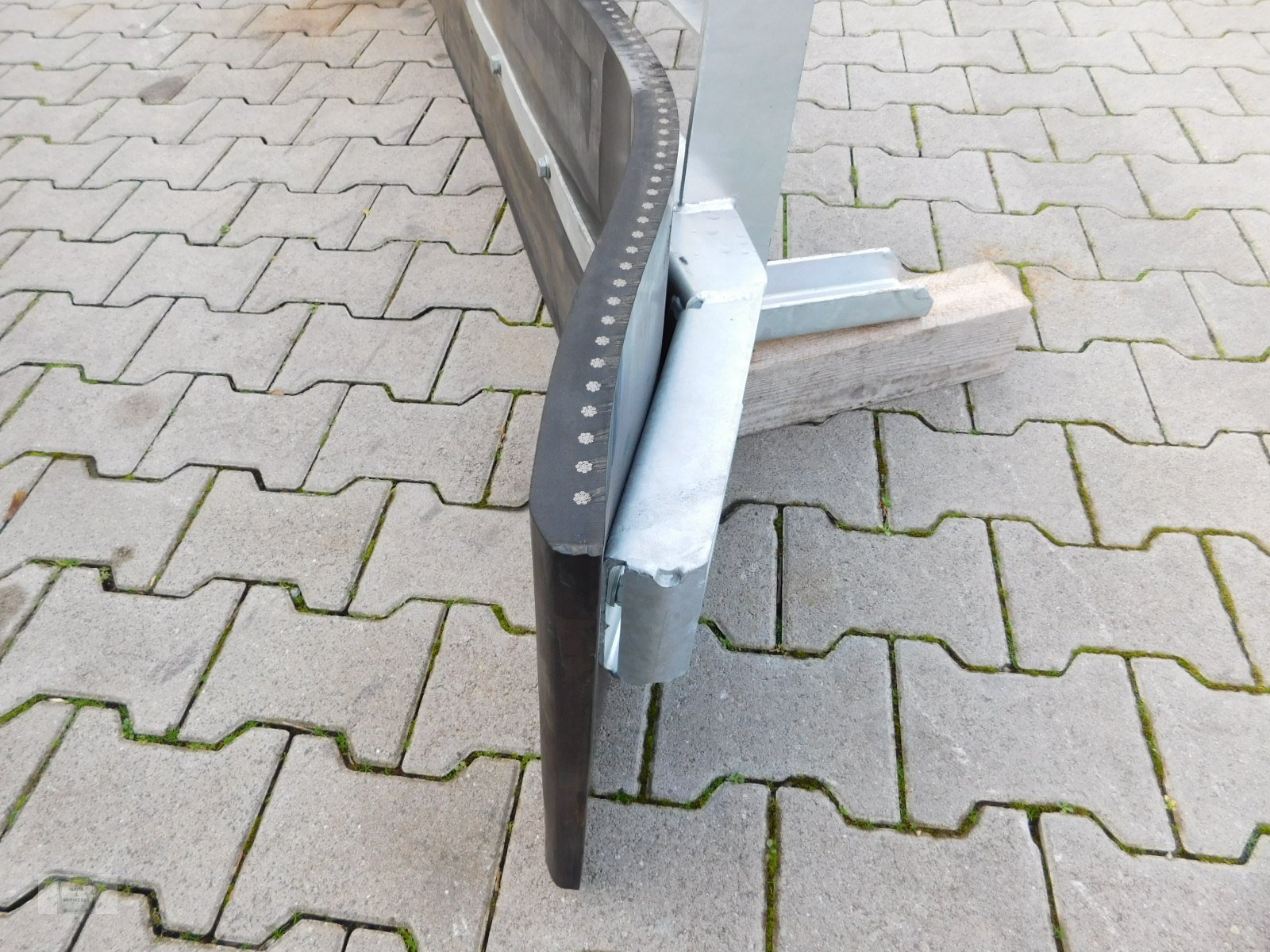 Sonstige Hoftechnik of the type Düvelsdorf Gummischieber, Neumaschine in Gross-Bieberau (Picture 6)