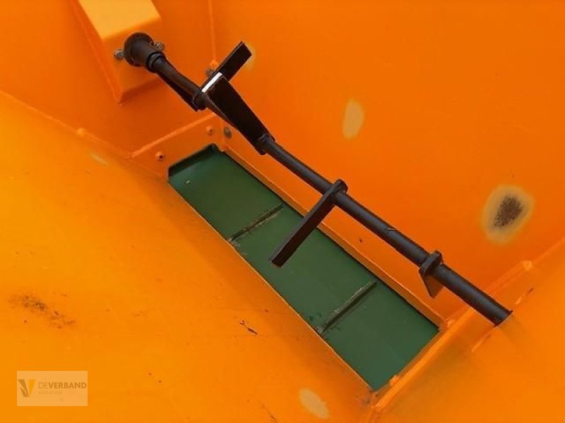 Sonstige Hoftechnik Türe ait GiANT ZV-600 Sägespäneverteiler, Vorführmaschine içinde Colmar-Berg (resim 8)