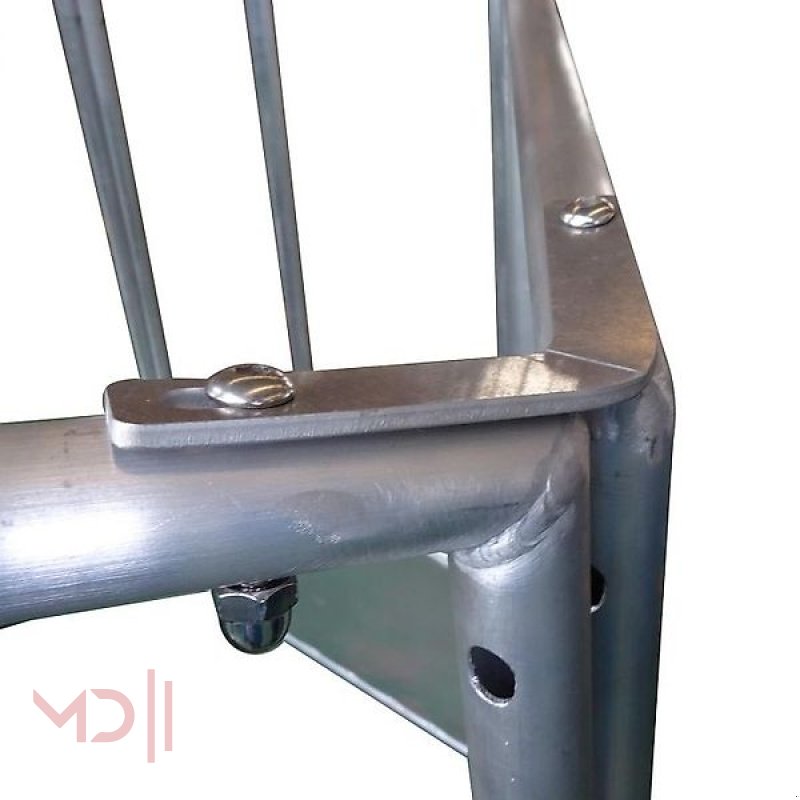 Sonstige Hoftechnik of the type MD Landmaschinen MD Kellfri Sechseckige Heuraufe mit Dach, 12 Fressplätze, Neumaschine in Zeven (Picture 4)