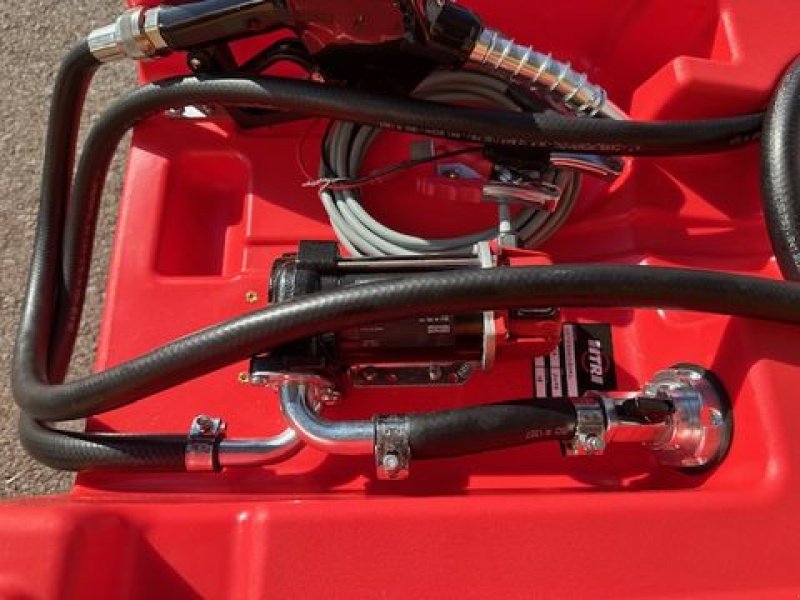 Sonstige Hoftechnik типа Sonstige 220 Liter Dieseltank mit Pumpe zu Pickup 12 Volt, Neumaschine в Tamsweg (Фотография 9)