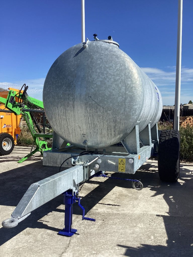 Sonstige Hoftechnik of the type Sonstige 5200 L, Gebrauchtmaschine in AUMONT AUBRAC (Picture 2)