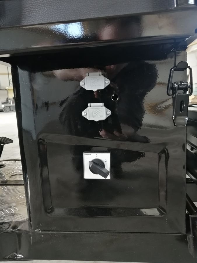 Sonstige Hoftechnik des Typs Sonstige Elektro Dreirad Advento Maxi Green/Black, Neumaschine in Hollenthon (Bild 15)