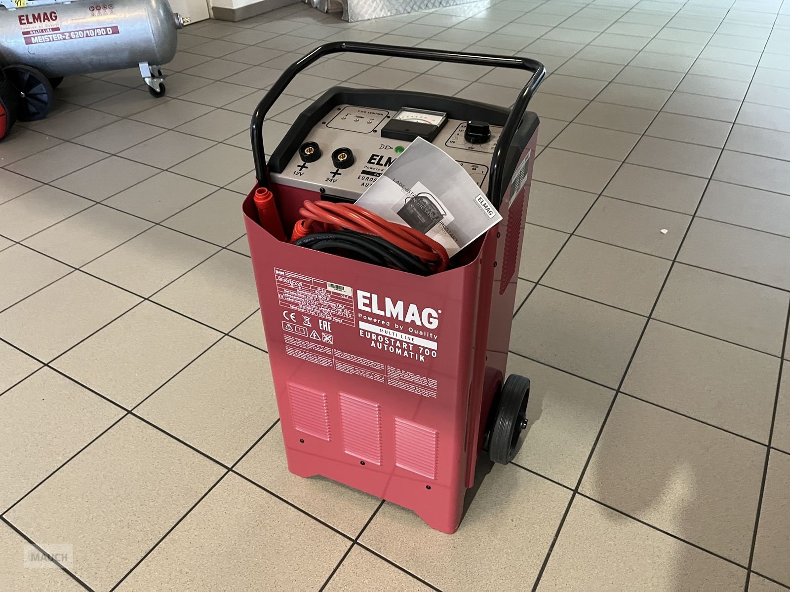Sonstige Hoftechnik tip Sonstige Elmag Ladegerät / Startgerät Eurostart 700, Neumaschine in Burgkirchen (Poză 2)