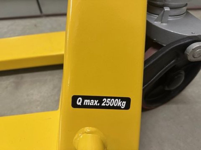 Sonstige Hoftechnik typu Sonstige Granit Hubwagen 2.500kg, Neumaschine v Tamsweg (Obrázek 3)