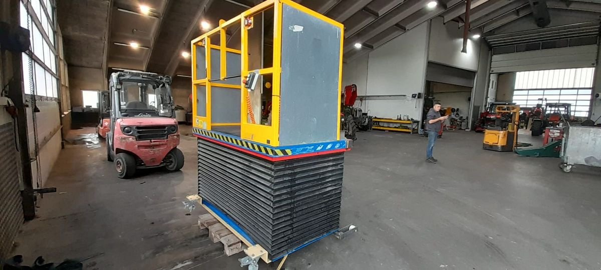 Sonstige Hoftechnik typu Sonstige Hebebühne, Arbeitsbühne, Scherenhubtisch,, Gebrauchtmaschine v NATTERNBACH (Obrázek 4)
