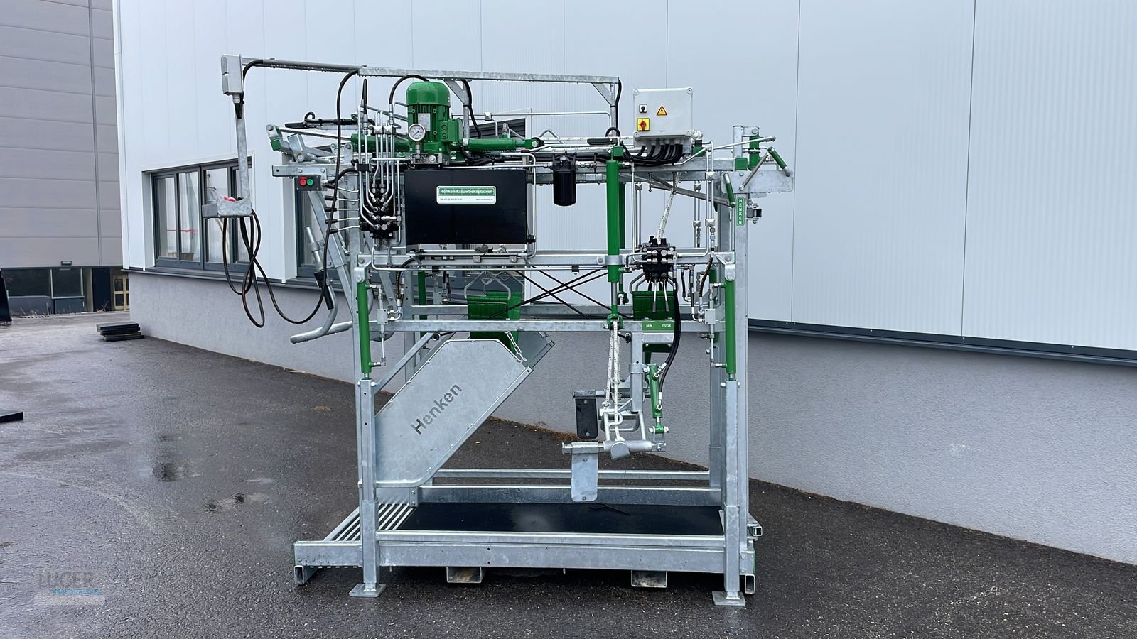 Sonstige Hoftechnik des Typs Sonstige Henken Klauenpflegestand Typ L Hydra, Neumaschine in Niederkappel (Bild 1)