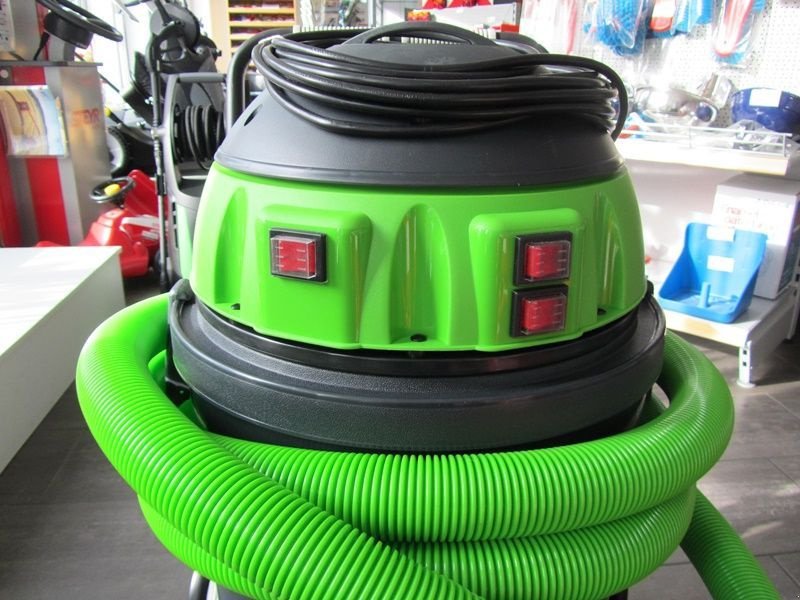 Sonstige Hoftechnik des Typs Sonstige IPC Play 440 Nass-Trockensauger, Neumaschine in St. Marienkirchen (Bild 6)