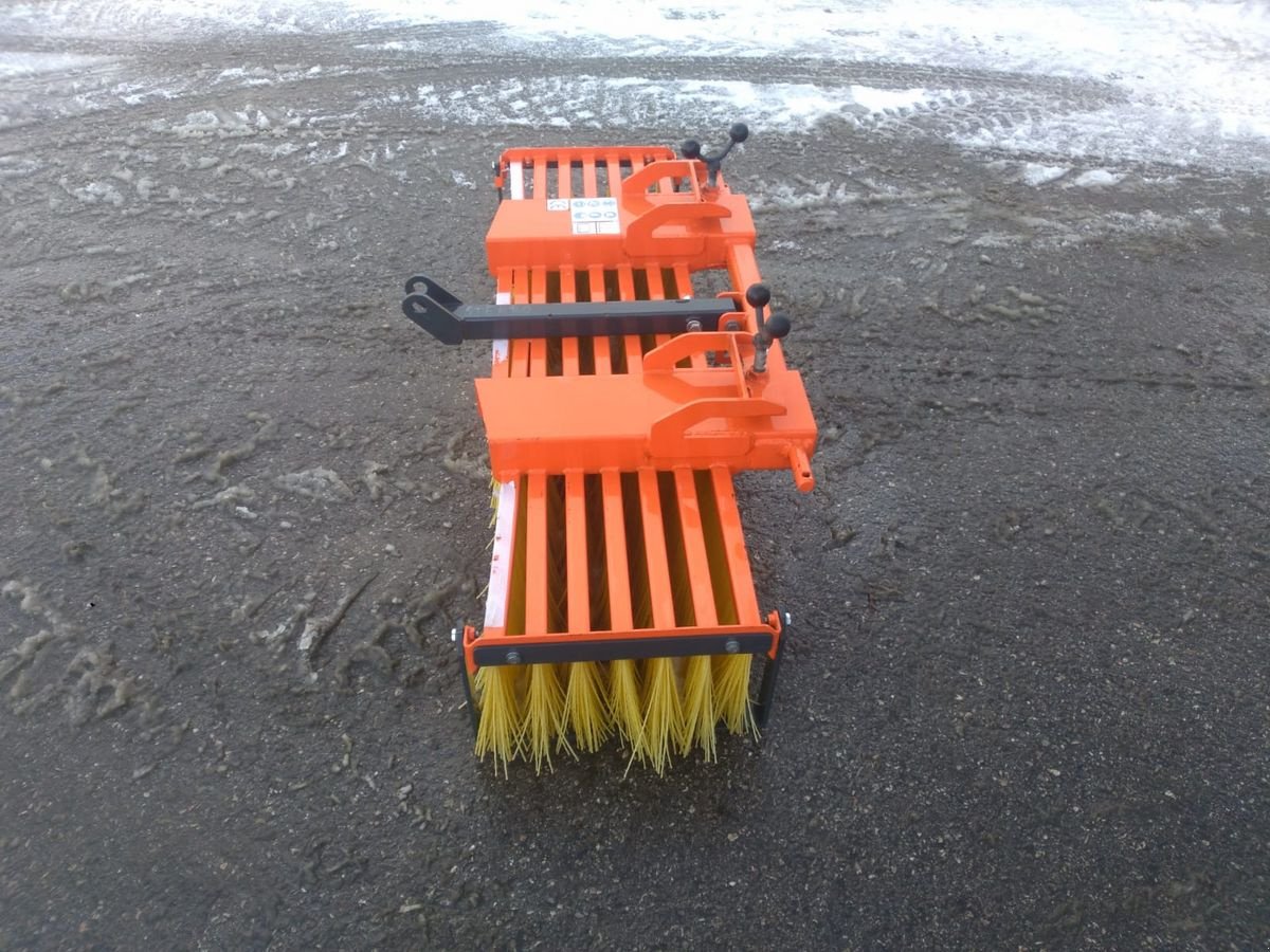 Sonstige Hoftechnik typu Sonstige Kehrbürste 1,5m, Neumaschine v NATTERNBACH (Obrázek 5)