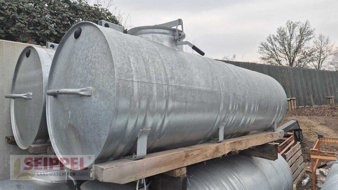 Sonstige Hoftechnik des Typs Sonstige Keine Angabe WASSERFASSS 800L VERZINKT HOLZKUFE, Neumaschine in Groß-Umstadt (Bild 3)
