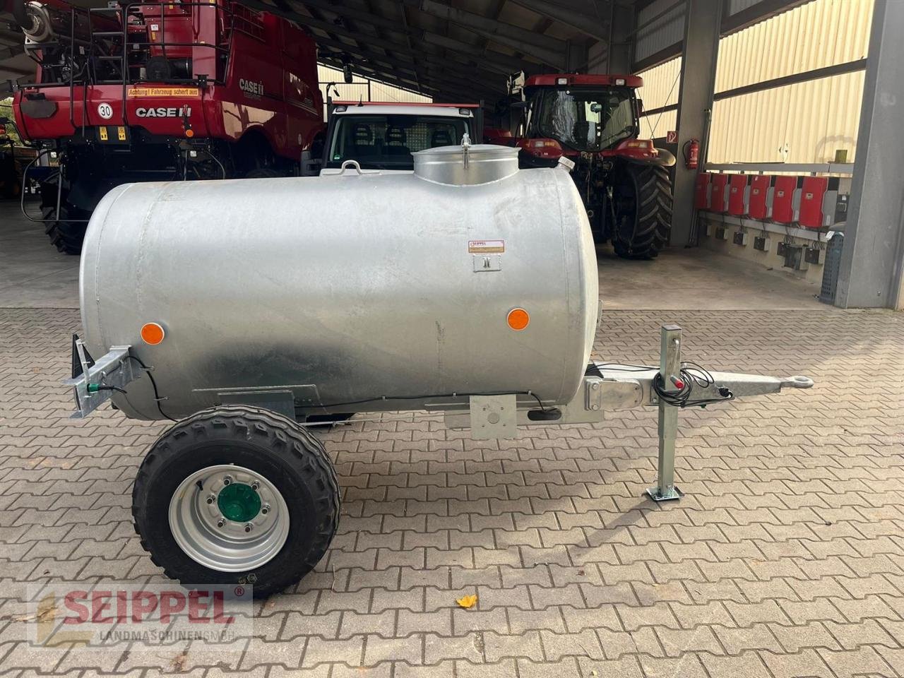 Sonstige Hoftechnik of the type Sonstige Keine Angabe WASSERFASSWAGEN 2000L, Neumaschine in Groß-Umstadt (Picture 1)