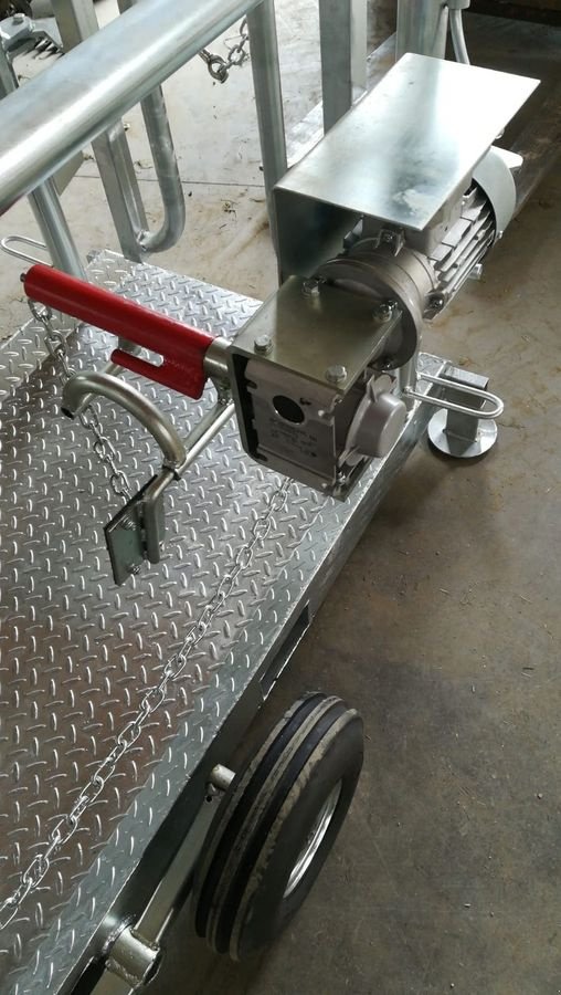 Sonstige Hoftechnik typu Sonstige Klauenpflegestand, Neumaschine v Waldburg (Obrázek 4)