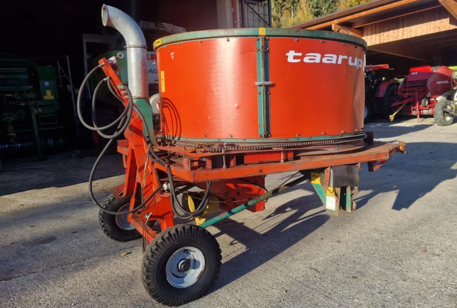 Sonstige Hoftechnik типа Sonstige Kverneland Taarup 806, Gebrauchtmaschine в Villach/Zauchen (Фотография 1)