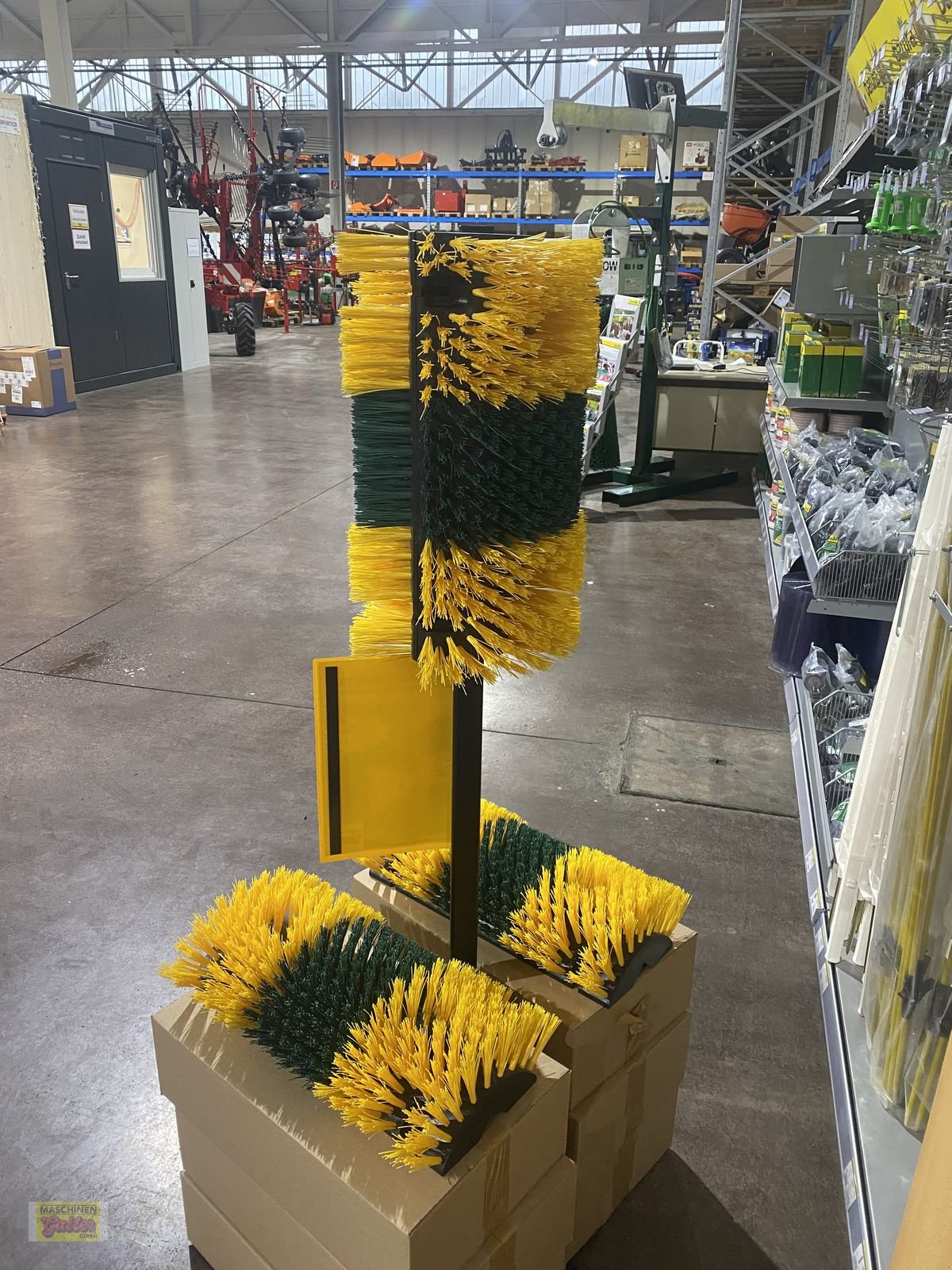 Sonstige Hoftechnik des Typs Sonstige Patura Kratzbürste Multifix AKTION, Neumaschine in Kötschach (Bild 8)