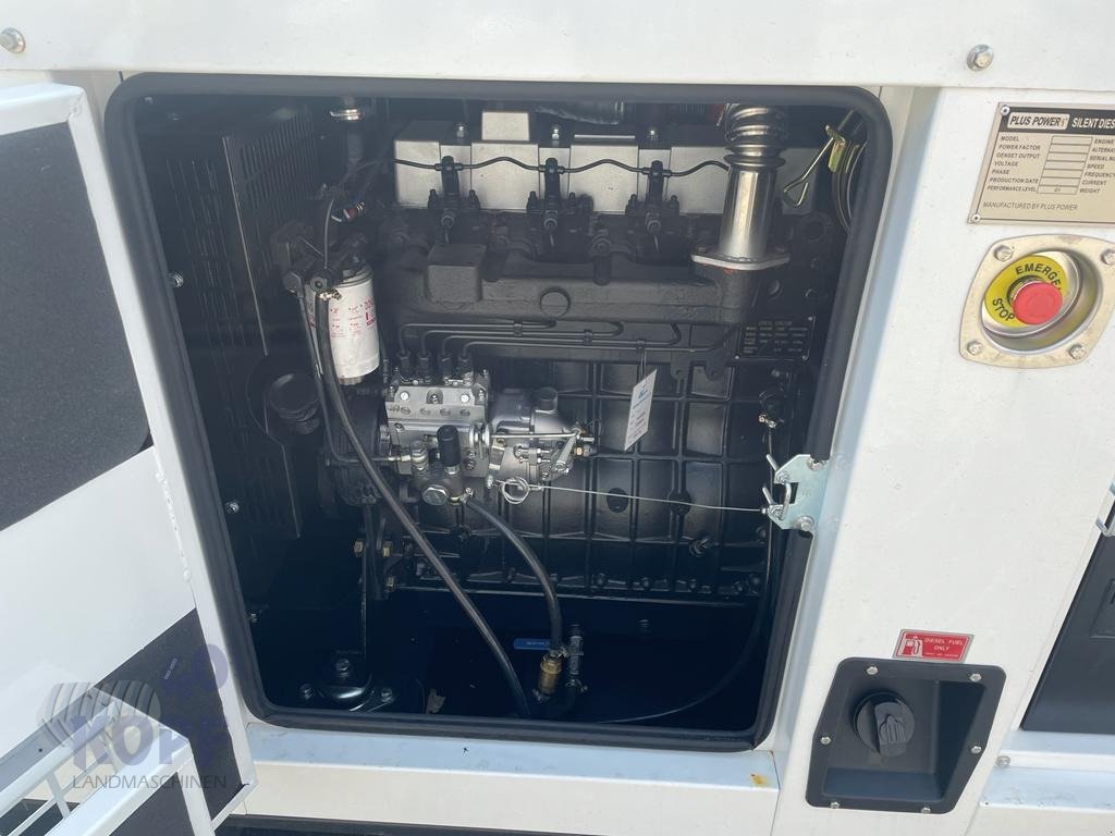 Sonstige Hoftechnik Türe ait Sonstige Plus Power Notstromaggregat, Neumaschine içinde Schutterzell (resim 10)