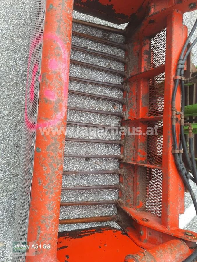 Sonstige Hoftechnik Türe ait Sonstige SILOSCHNEIDZANGE MIT HUBGERÜST, Gebrauchtmaschine içinde Klagenfurt (resim 4)