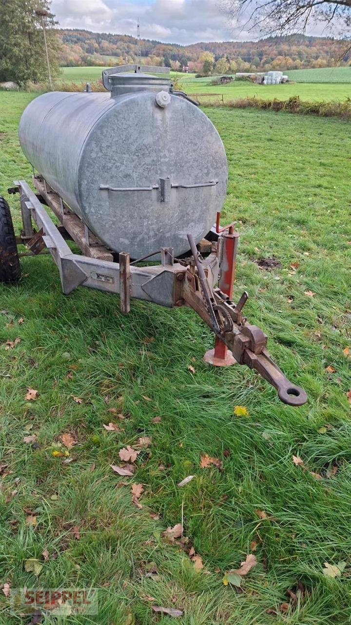 Sonstige Hoftechnik типа Sonstige Sonstige Wasserfasswagen 2000l, Gebrauchtmaschine в Groß-Umstadt (Фотография 2)