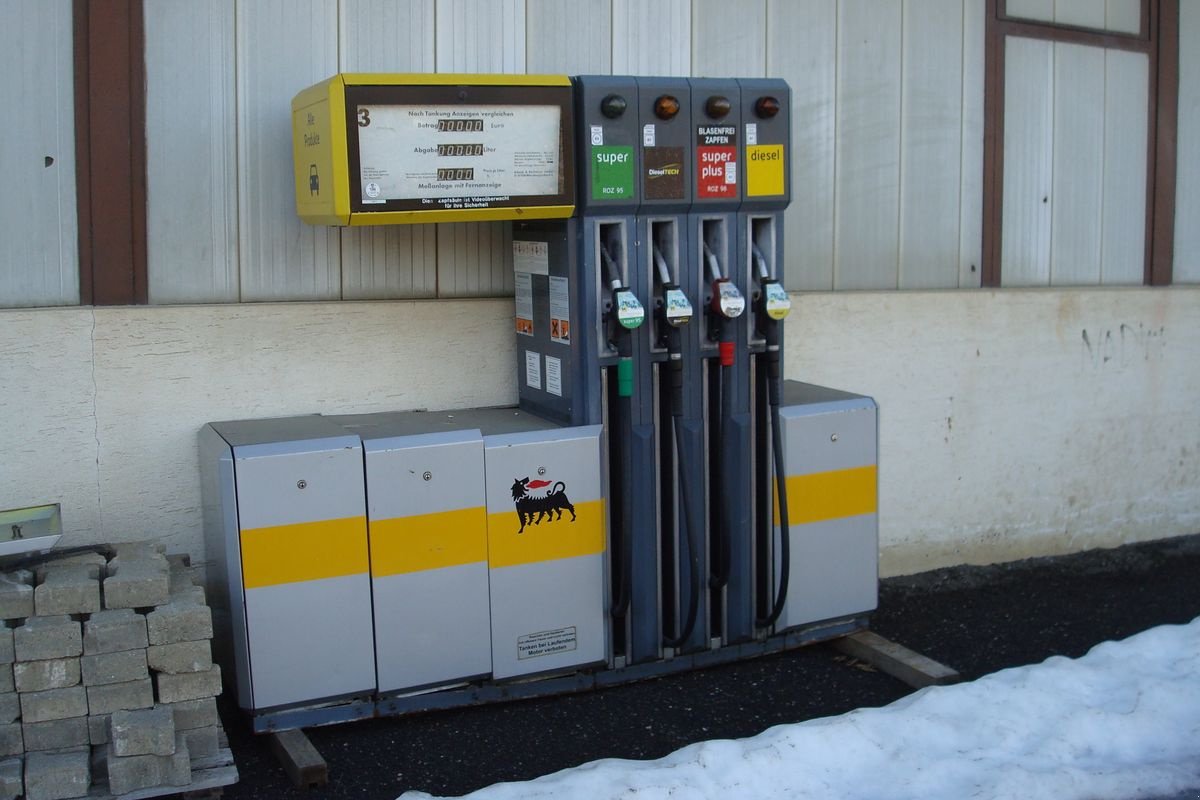 Sonstige Hoftechnik tip Sonstige Zapfsäule mit 8 Abgabestationen, Gebrauchtmaschine in Judenburg (Poză 1)