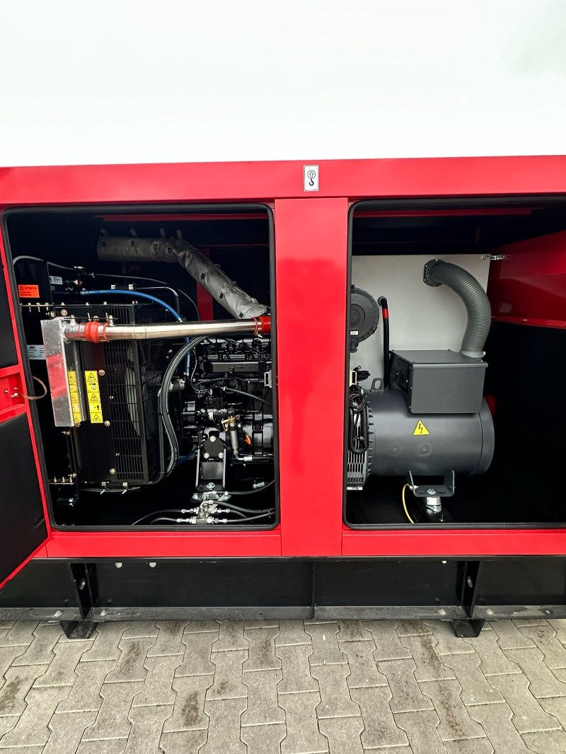 Sonstige Hoftechnik типа Valtra Notstromgenerator Diesel Generator Aggregat  VG90, Neumaschine в Elmenhorst-Lanken (Фотография 3)