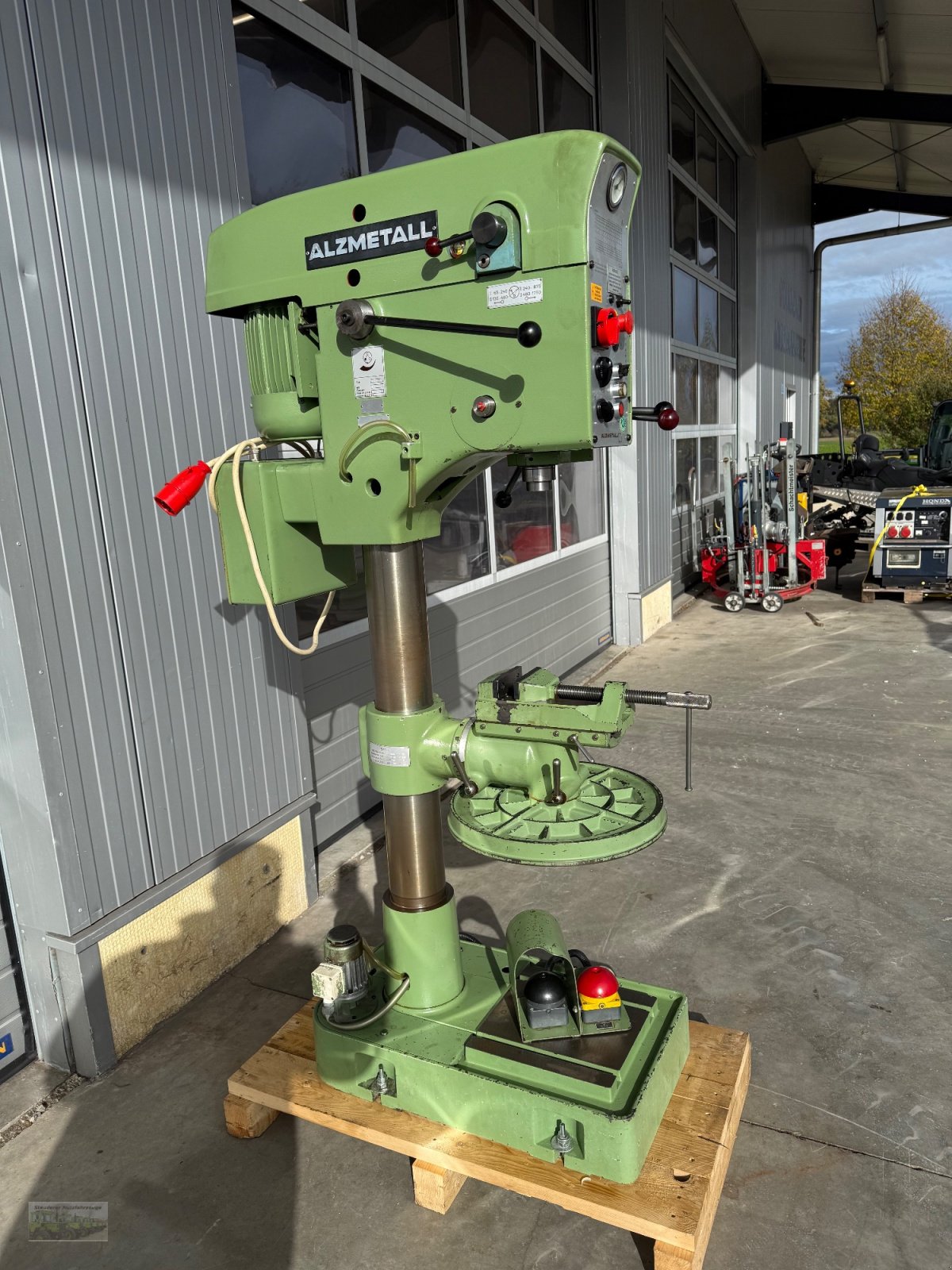 Sonstige Industriemaschinen des Typs Alzmetall Standbohrmaschine AB 3 ESV, Gebrauchtmaschine in Kienberg (Bild 3)
