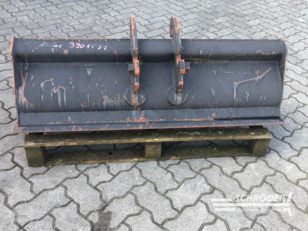 Sonstige Industriemaschinen des Typs Caterpillar CAT SCHAUFEL GRABENRÄUMLÖFFEL 1,30 M, Gebrauchtmaschine in Wildeshausen (Bild 6)