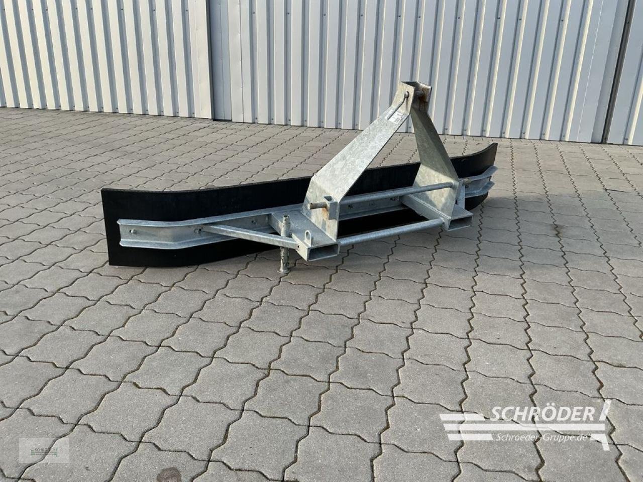 Sonstige Industriemaschinen des Typs Düvelsdorf GUMMISCHEIBER 2,60M FÜR 3-PUNKT /STAPLER, Gebrauchtmaschine in Hemmoor (Bild 1)