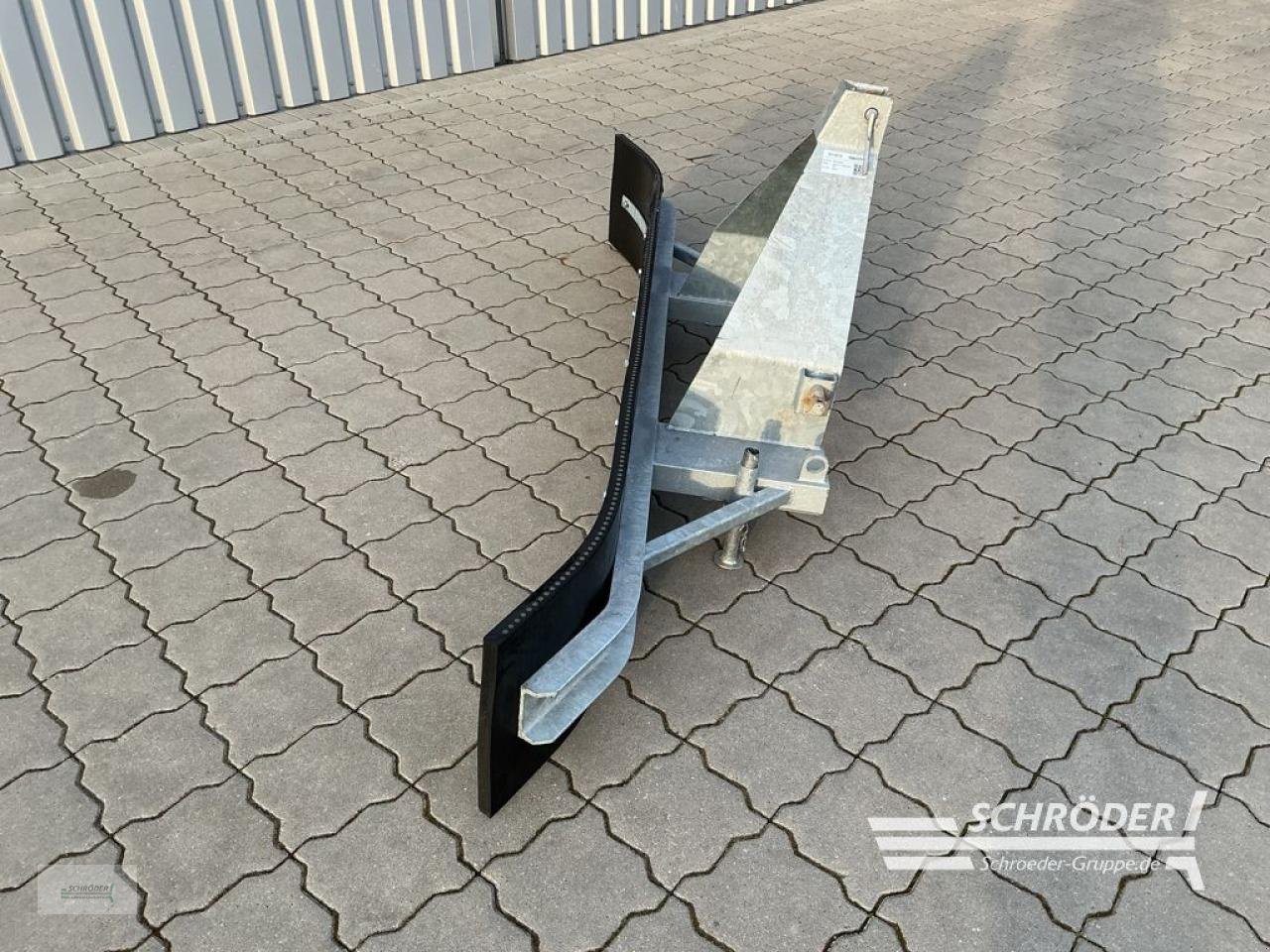 Sonstige Industriemaschinen des Typs Düvelsdorf GUMMISCHEIBER 2,60M FÜR 3-PUNKT /STAPLER, Gebrauchtmaschine in Hemmoor (Bild 4)